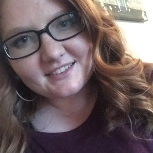 Meet your Posher, Katelyn